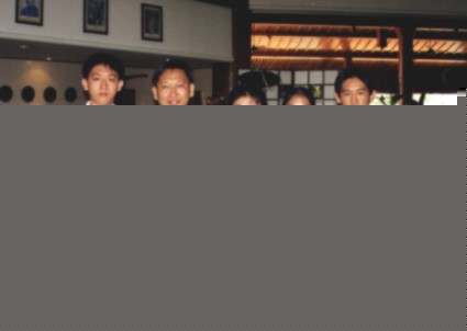 family.jpg (31558 bytes)